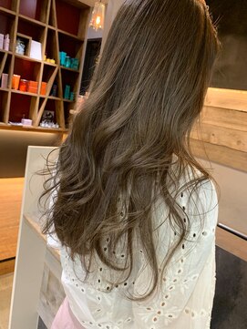 ボタン テンジン(VOTAN tenjin) 【votan北村】大人女性のためのロングヘア　天神大名