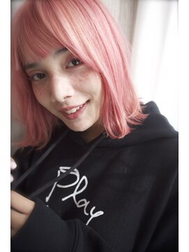 グランアージュ 錦糸町(grandage) 小顔外ハネ切りっぱなしピンクボブ【グランアージュ錦糸町】