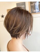 ジェルム ヘアーワークス(germe hair works)&nbsp;丸みと軽さの大人ショートボブ
