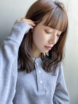 アイティーバイアルバム 藤沢店(IT by ALBUM) ウェーブ巻き_カーキグレージュマッシュショート_28209