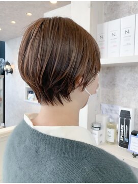 キャアリー(Caary) 福山市美容室Caary人気 似合わせタイトにスッキリくびれショート