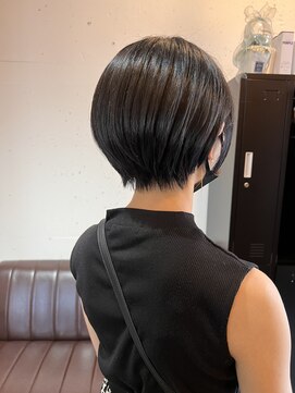 ヴィップルーム(viproom) 美髪ホワイトグレージュネビージュ大人かわいいこなれミディ