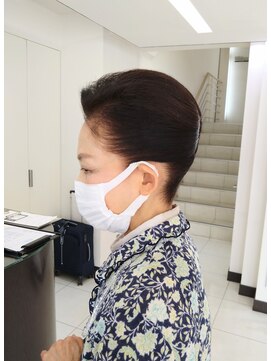 エムタニグチミュー(MTANIGUCHI Mieux) 夜会巻