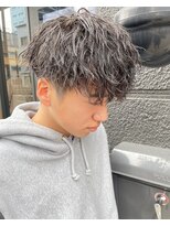 フリーク バーバーショップ 都島店(FREAK BARBER SHOP) 黒髪縦落ちツイストスパイラルパーマモテマッシュ