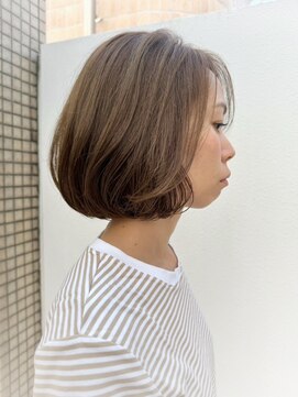 ヨヨ 人形町(YOYO) 大人ボブ　アッシュベージュ　ハイライトカラー　20代/30代/40代