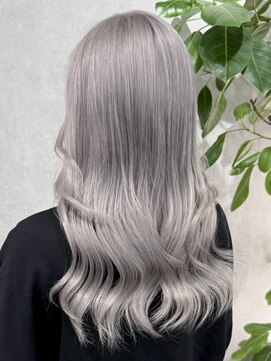 ロウル 渋谷(LOWRL) ホワイトシルバー