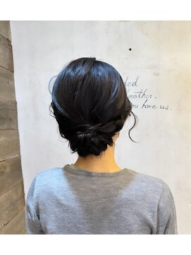 ハル(HARU) シニヨンアップ