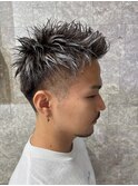 シルバーハイライト刈り上げスパイキーショート