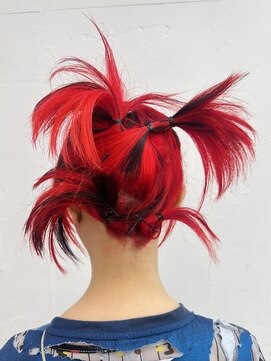 クク(QUQU) 赤黒デザイン　ロックアレンジ