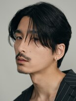 フィフス 神南(fifth)&nbsp;渋谷フェザーパーマ毛流れメンズカットセンターパート緩め30代