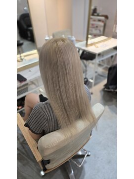 ウェーブ(WAVE) 【ブリーチ】ブリーチ/シルバーベージュ/アッシュ