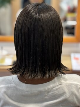 エンデバーエスト(ENDEAVOR est.) 切りっぱなしボブ