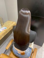 イオエ 元町(ioe)&nbsp;前髪/暗髪カラー/艶カラー/小顔カット/髪質改善/縮毛矯正/黒髪