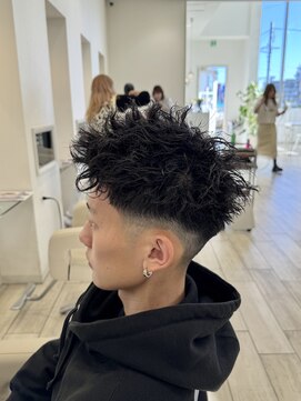 ロンド ラマ 岐阜(Lond bla-ma) スパイキーショート×ツイストピンパーマ【Lond伊藤メンズ】