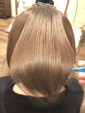 アグラン ヴィラ スイタ(a Gland villa SUITA) 髪質改善で艶ボブ