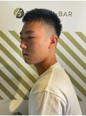 大人の刈り上げスタイル【BARBER-BAR】