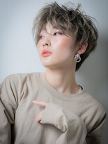 カバーヘア ブリス 上尾西口店(COVER HAIR bliss)&nbsp;ハイライト大人かっこいいくせ毛ショート202v上尾20代30代40代