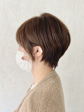 ザヘアメイクシェア(THE -HAIR MAKE SHARE-) 30代40代に人気♪360度大人可愛いショートスタイル
