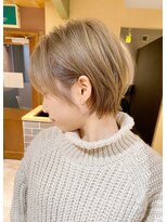 リーフ 王寺店(LEAF≠)&nbsp;【ホワイトグレージュ×大人かわいい20代30代40代ショート】