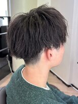 エクシア 西梅田店(EXCIA) ツーブロック×カラーで垢抜けスタイル