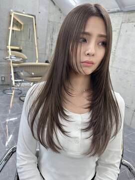サイン 渋谷(SIGN) 韓国ヘアーハッシュカットレイヤーカットグレージュブリーチ無し