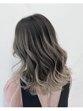 トゥルークリエイション 新越谷(True Creation) ブリーチ/髪質改善/新越谷/ダブルカラー/ハイライト/学割U24