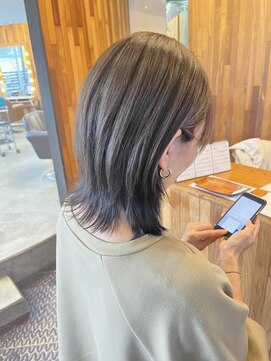ヘアラウンジ アングゥ(hair lounge ungu) シルバーアッシュ