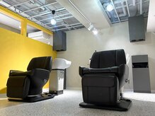 エイム(A-im)の雰囲気（シャンプー専用ブース！首に負担のない最新型シャンプー台！）