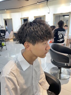 アイズ 海老名(AIZU) ツイストスパイラル　ツイストスパイラルパーマ　縦落ちパーマ