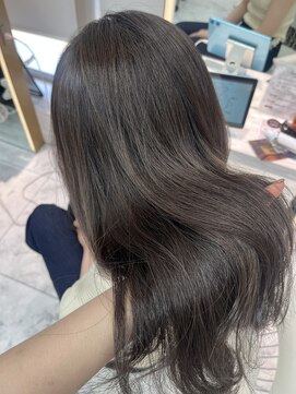 ロンドルピナス 小倉(Lond Lupinus) ブルーブラック/ワイドバング/美髪のススメ/外ハネボブ/北九州/