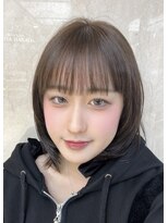 ネイビー(Navy) 前髪ぱっつんボブ