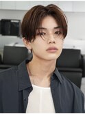 シャドウパーマコンマヘアナチュラルセンターパートツーブロック