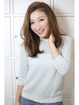 フォルテ 藤枝エピ店 少なめウェーブがポイントなメルトセミディ【FORTE epi】