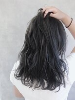 ムウ 難波(MOU)&nbsp;ハッシュカットフルバング似合わせカットレッドブラウン20代30代