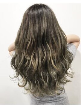 トゥルース 南千住店(Hair&Make TRUTH) ロング