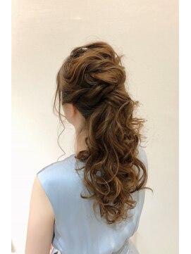 ヘアアンドメイク オプシス(Hair&Make OPSIS) ローダウンテールのお呼ばれヘア