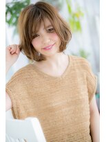 ミック ヘアアンドビューティー 大山店(miq Hair&Beauty) 斜めバングで目力UP!ハイライト艶カラーミディアムボブc1