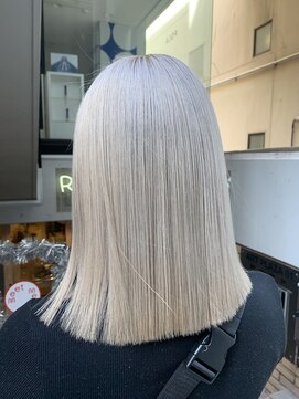 ラフ 難波店(LAFF) #黒髪#ボブルフ#ネビージュ#小顔#ワンレン