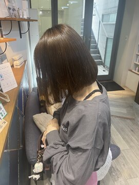 ロア 福岡天神本店(LORE) ナチュナルベージュ