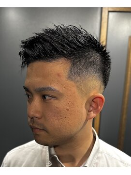 銀座 シノ 本店(shino) フェード　スキンフェード　刈り上げ　ビジネススタイル　スーツ