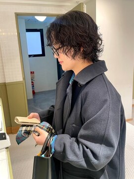 エミィ(emme) 【emme×石崎 】ハンサムショート/大きめカール