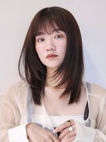 シスタ(SISTA)&nbsp;ミディアム大人レイヤー/ナチュラルストレートヘア【自由が丘】