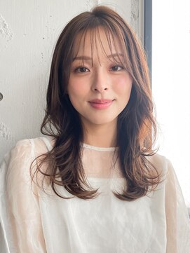 アグノス 青山(Agnos) 小顔カットナチュラルカール大人可愛いワンカールレイヤーカット