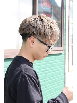 ウエストバーバーショップ(WEST BARBER SHOP) ベージュカラー