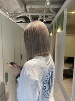 ムーム(Momb)&nbsp;鎖骨ラインボブ