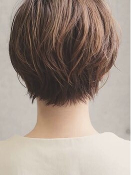 ルコ ヘアーサロン(RUCO hair salon)の写真/大人女性の髪の悩みに答えてくれるワンランク上のサロン。髪への負担を軽減したこだわりの薬剤をご用意◎