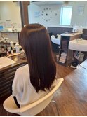 顔周り レイヤーオリーブグレージュハンサムショート 前髪なし