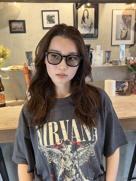 マスカリ(muscali) 黒髪/クラゲヘアー/オリーブグレー/小顔/ココアベージュd32