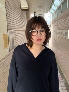 ケンジサナンド(KENJE Sanando) 外ハネくびれボブ×顔まわりレイヤー