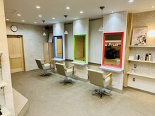 アグ ヘアー ロナ 白石バイパス店(Agu hair lona)